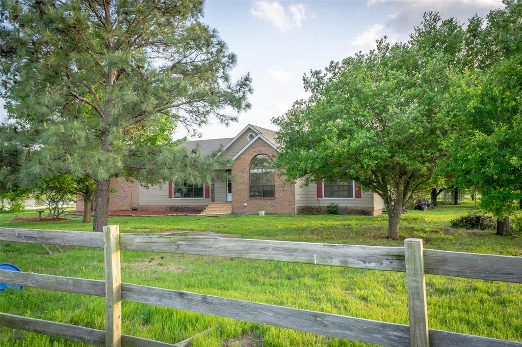 2139 County Road 4106 Road
