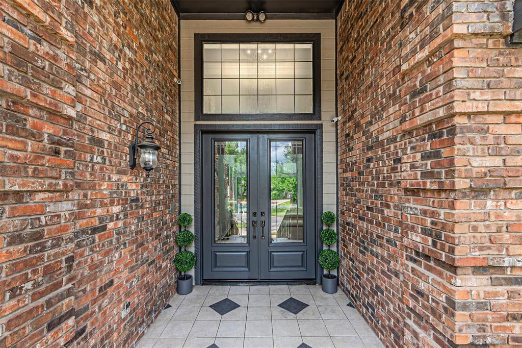 2405 Castle Rock Road