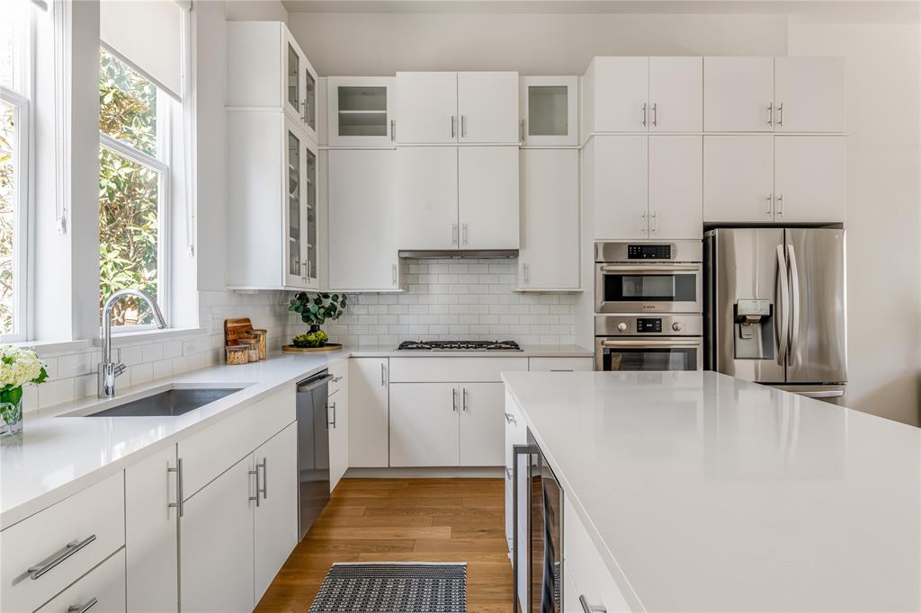 Trinity Twnhms #2 - Residential