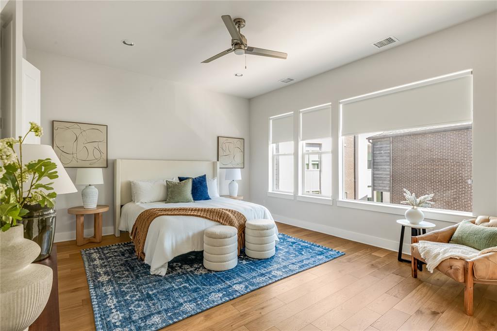 Trinity Twnhms #2 - Residential