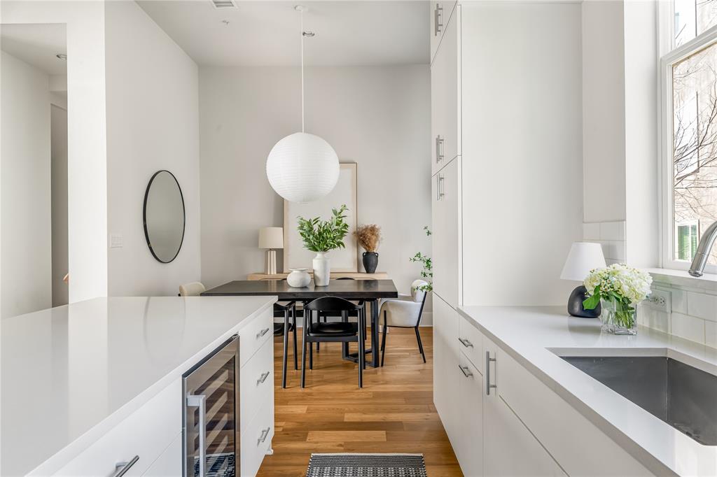 Trinity Twnhms #2 - Residential