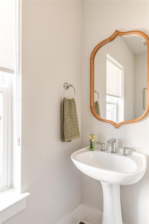 Trinity Twnhms #2 - Residential