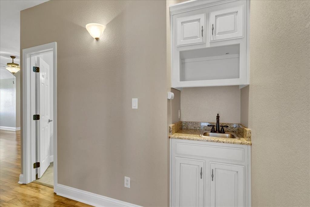 Fountain Village - Residential