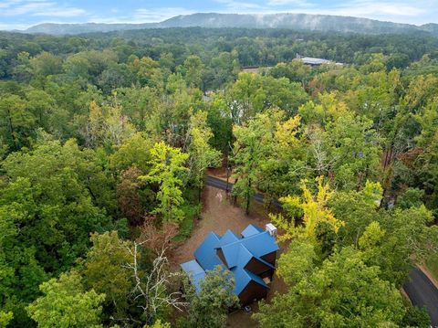 A home in Broken Bow