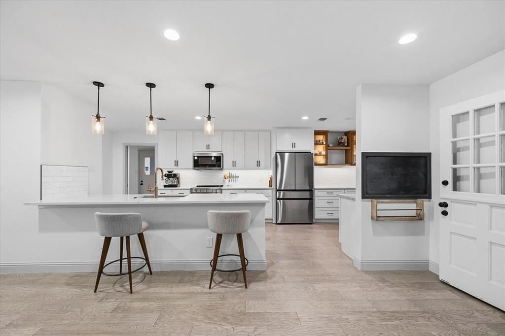 3724 Arborlawn Drive