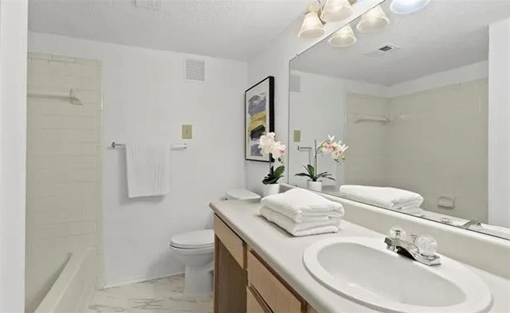 TOPAZ TOWNHOMES CONDO - Residential