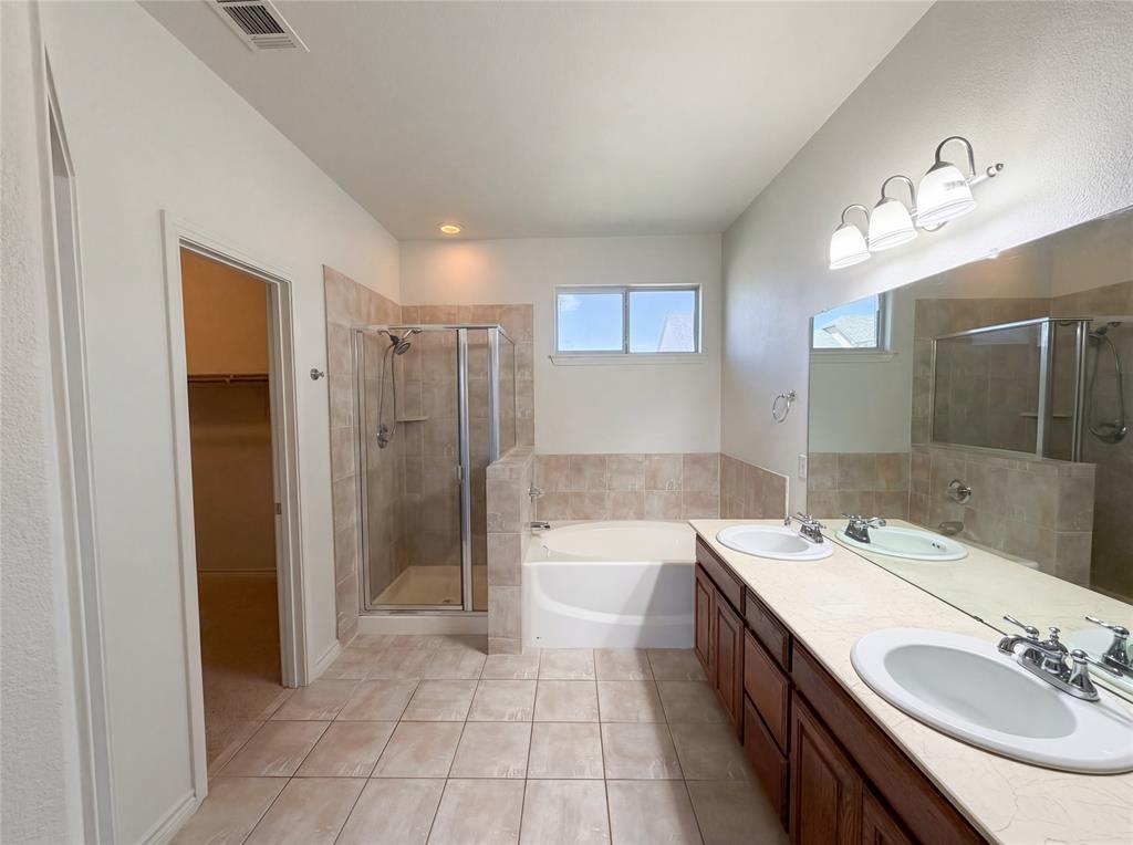 Cross Creek Estates Sec - Residential