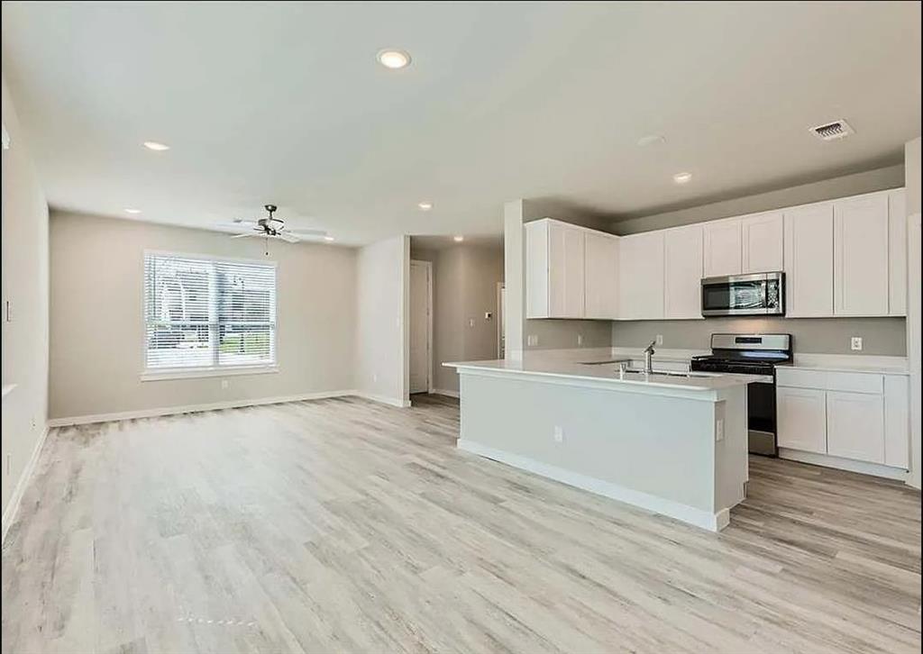 Residences At Jeans Creek, The - Residential Lease