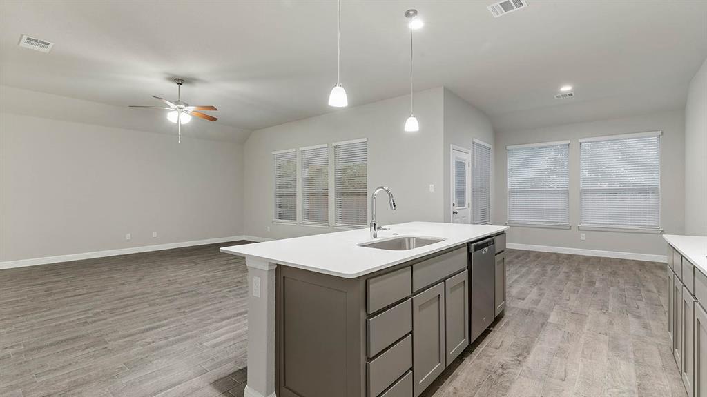 Lakeview Pointe - Residential