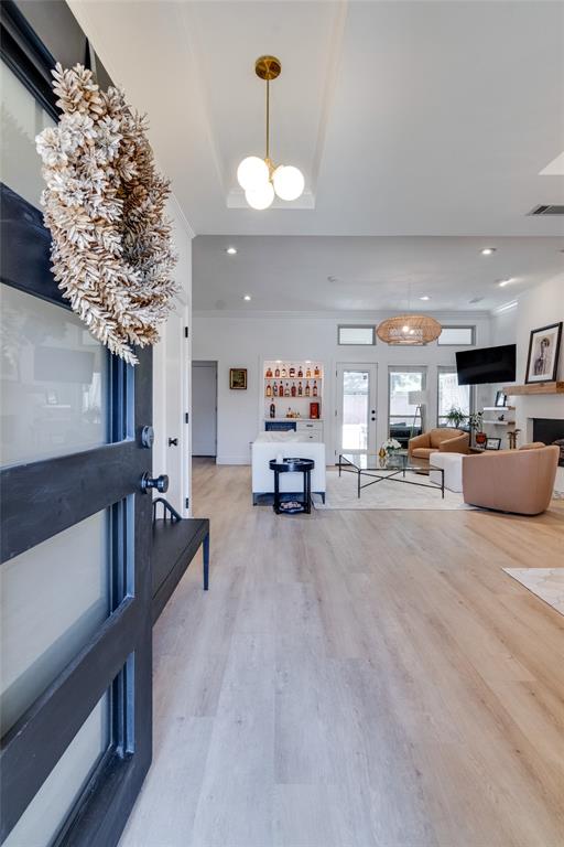 2919 Sweet Briar Street