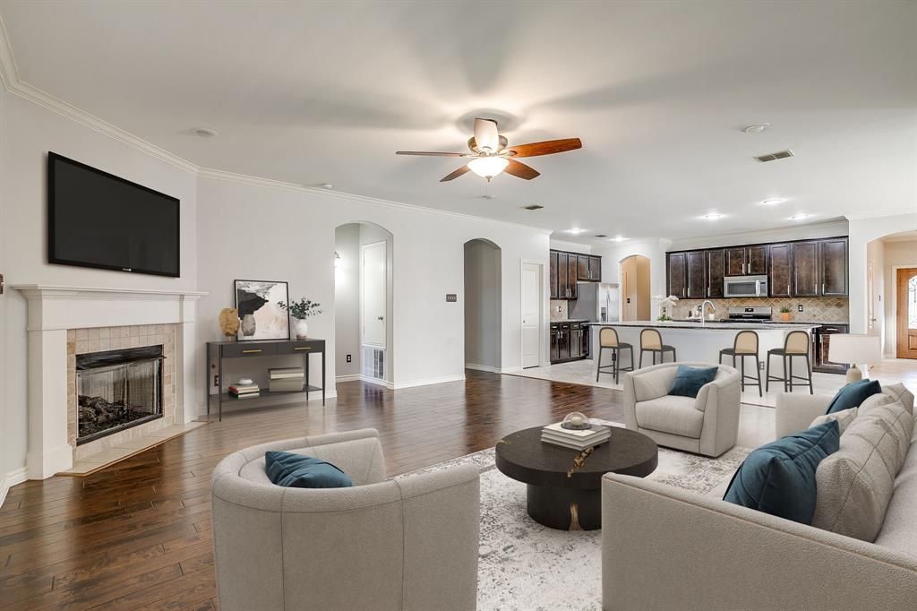 13704 Southern Oaks Drive