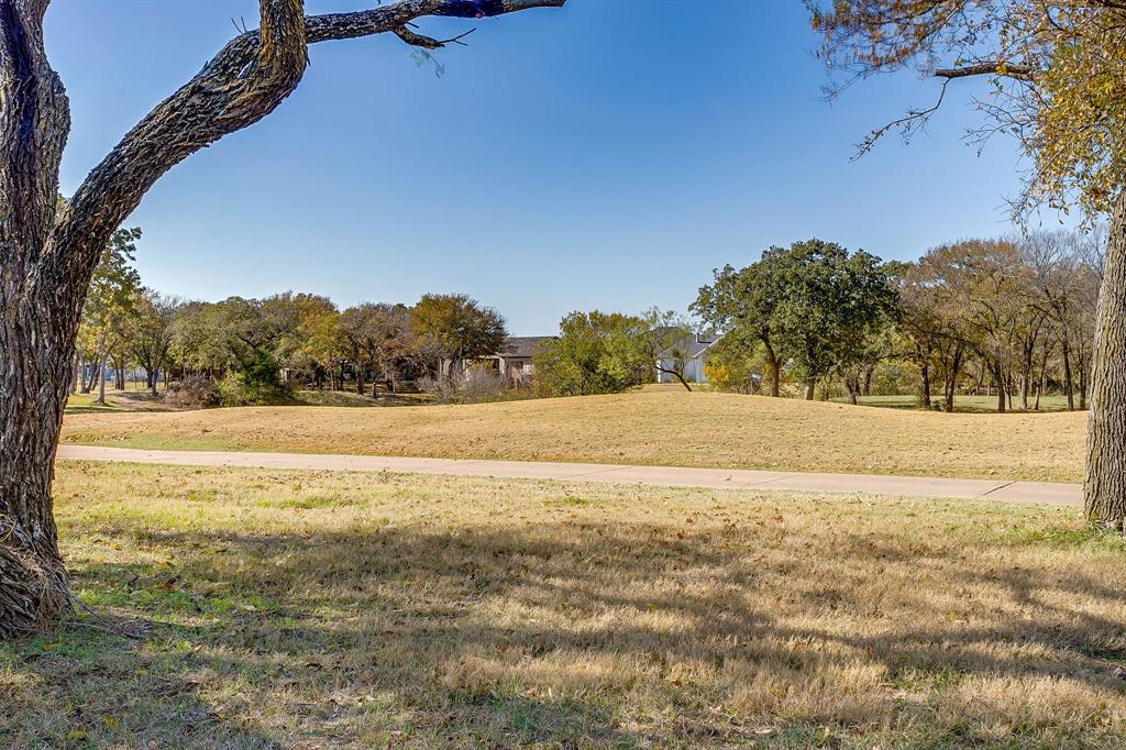 13704 Southern Oaks Drive