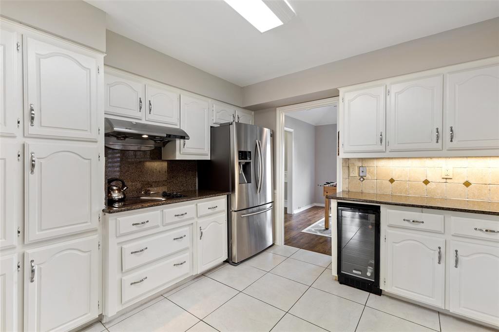 4005 Bullock Drive