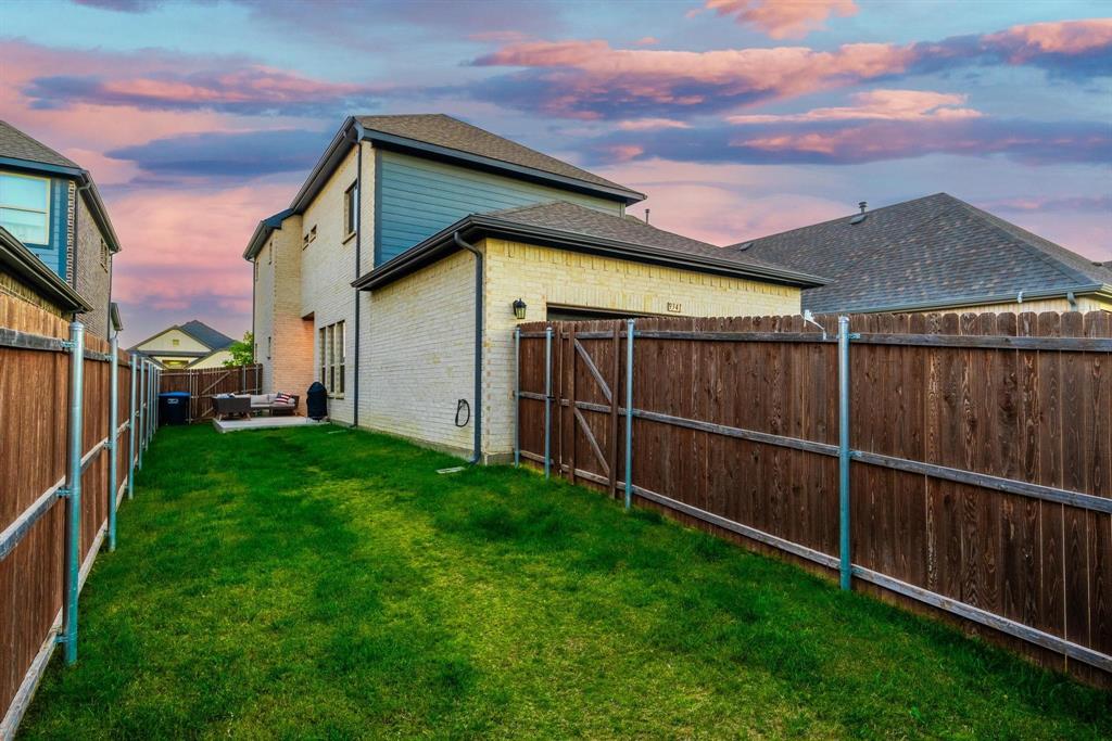 Lakes of River Trails East - Residential