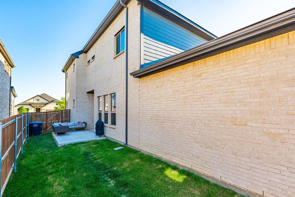 Lakes of River Trails East - Residential