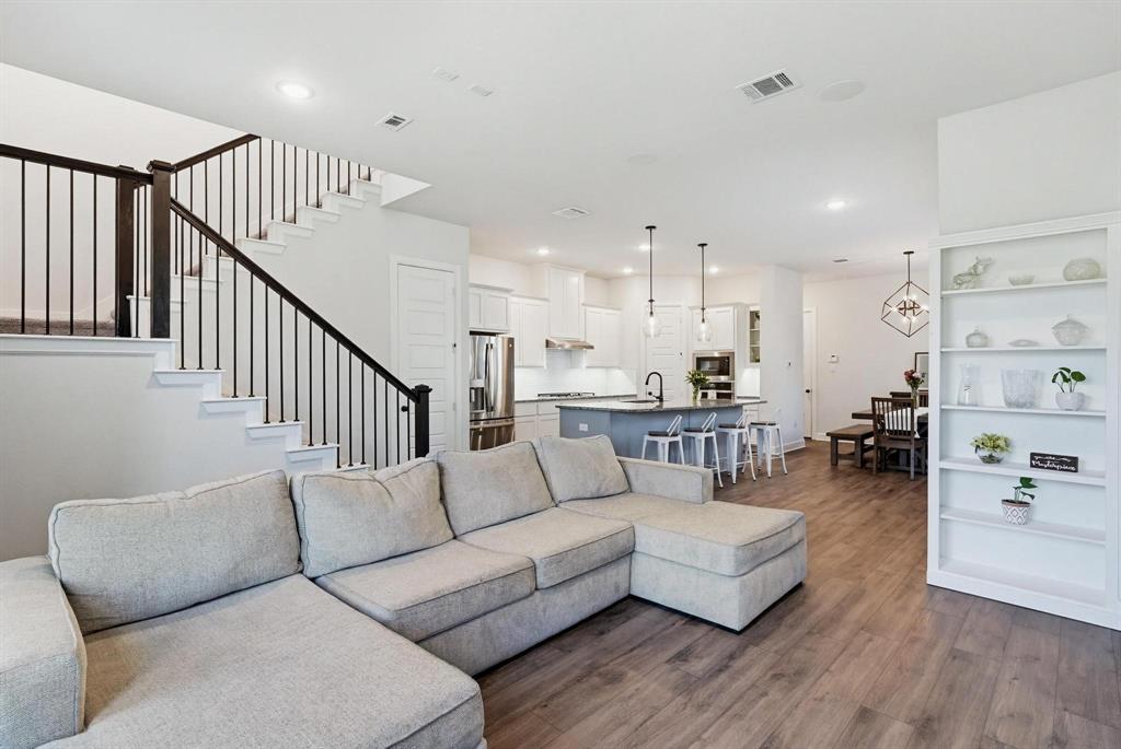 Lakes of River Trails East - Residential