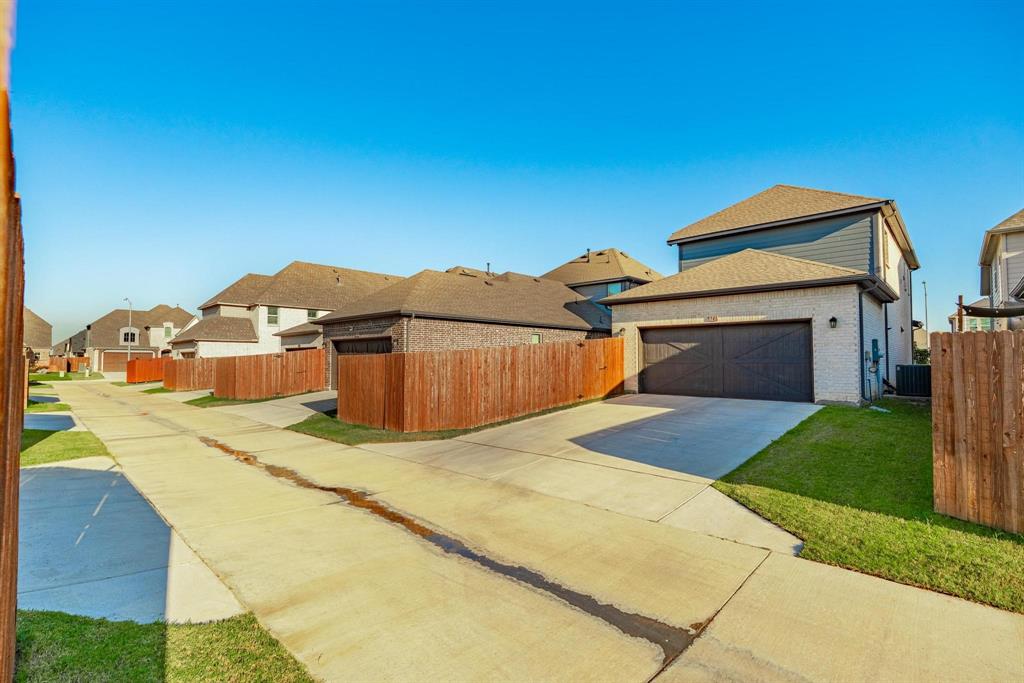 Lakes of River Trails East - Residential