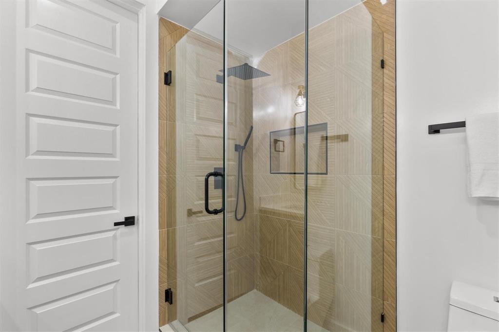 Dallas Land & Loan Cos Add 03 - Residential Lease