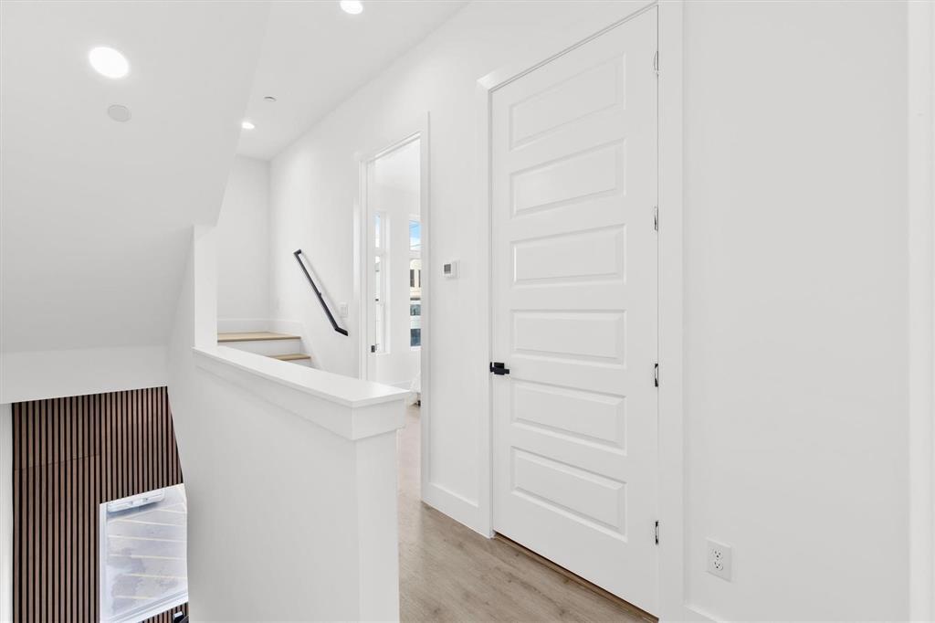 Dallas Land & Loan Cos Add 03 - Residential Lease