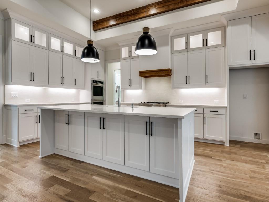 country club rd est - Residential