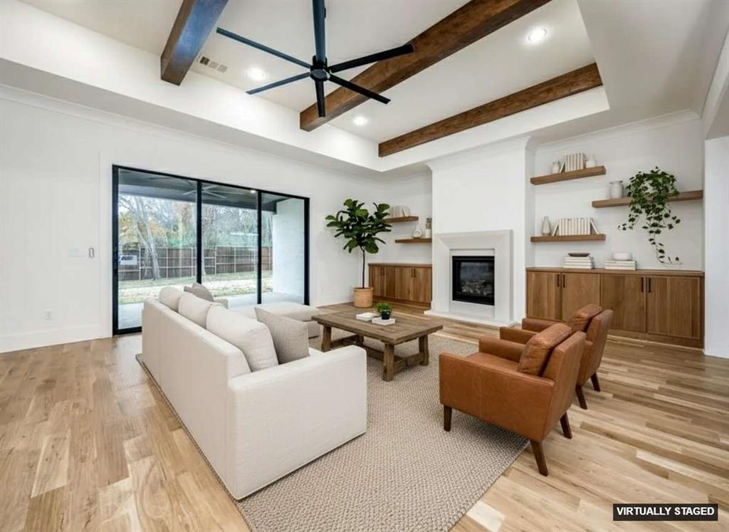 country club rd est - Residential