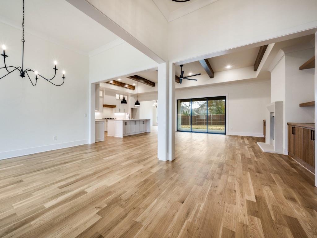 country club rd est - Residential