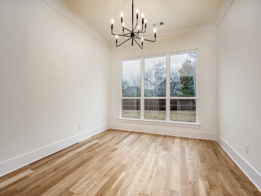 country club rd est - Residential