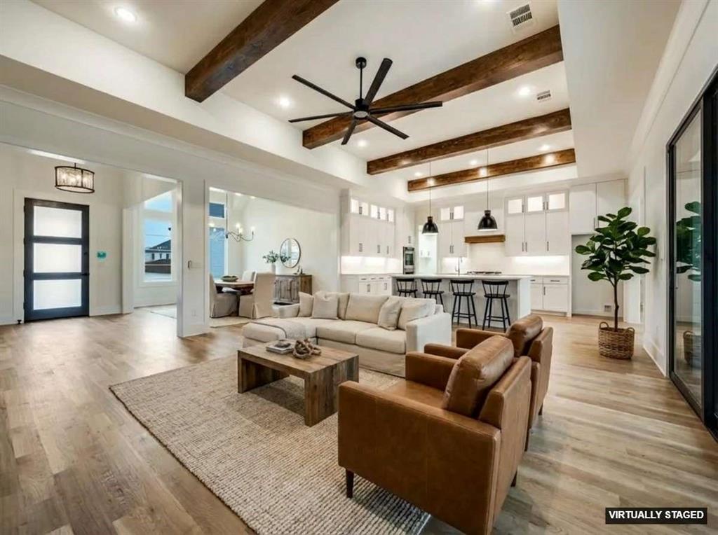 country club rd est - Residential