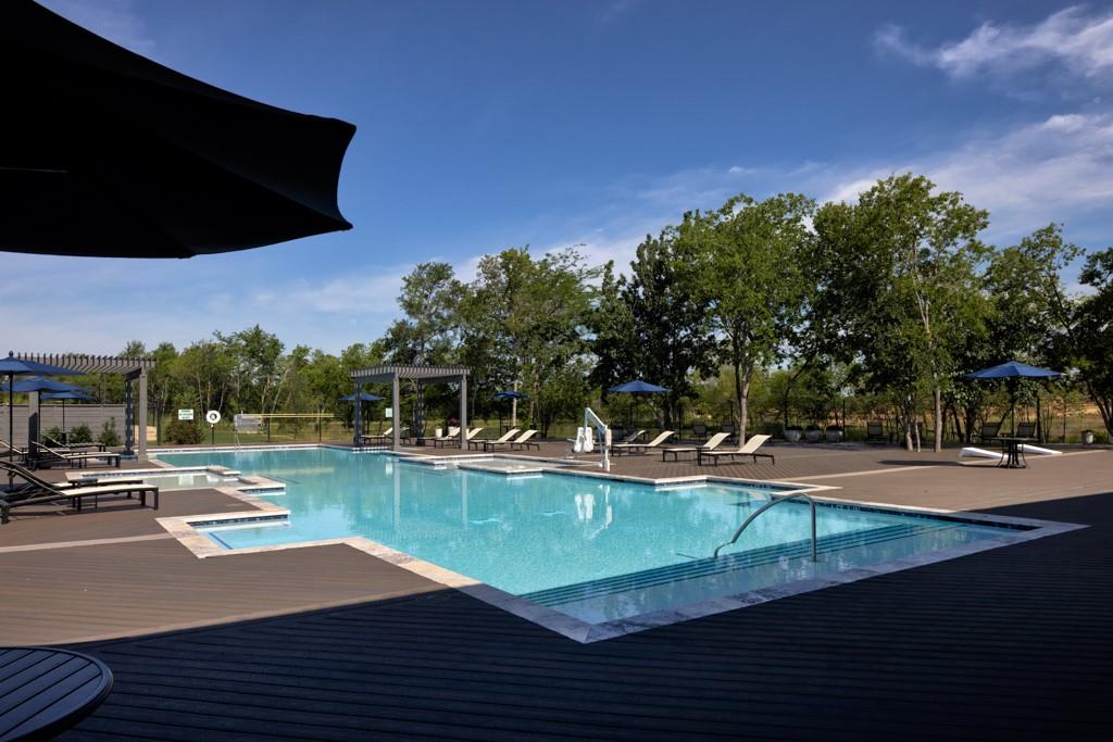 South Oak - Residential