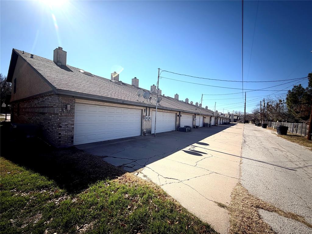 The Crossing - Residential Income