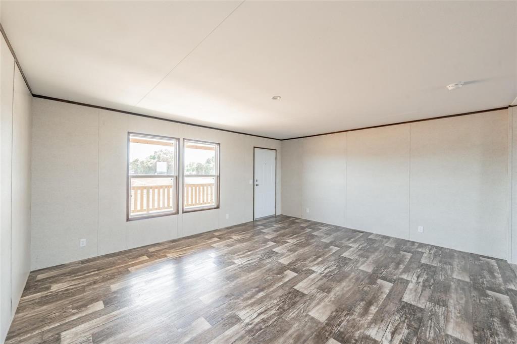 SILVER SPURS RANCH - Residential