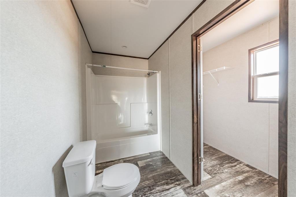 SILVER SPURS RANCH - Residential