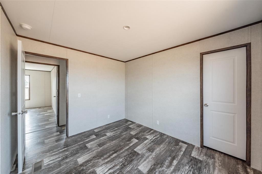 SILVER SPURS RANCH - Residential