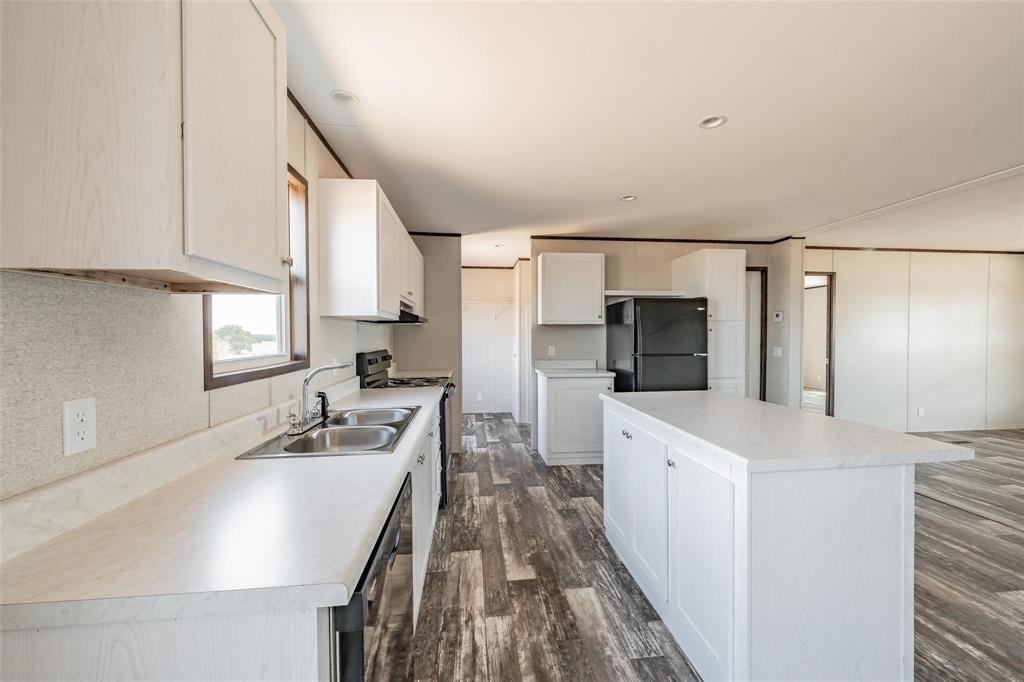 SILVER SPURS RANCH - Residential