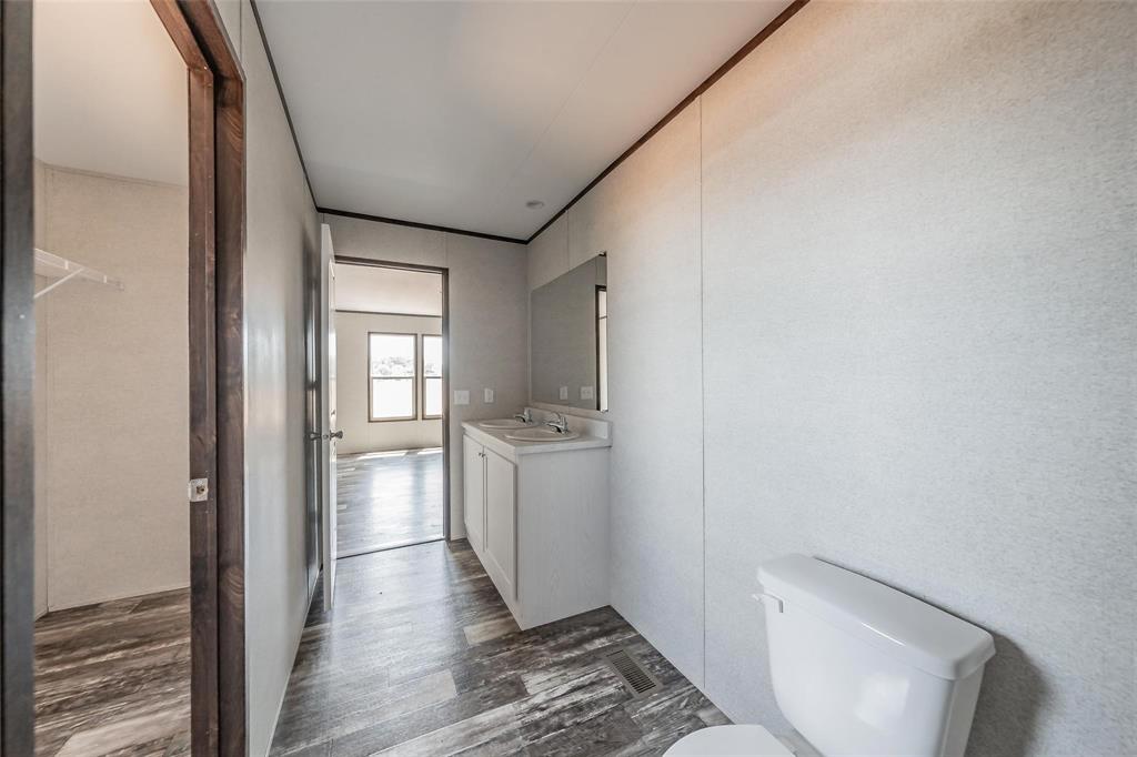 SILVER SPURS RANCH - Residential