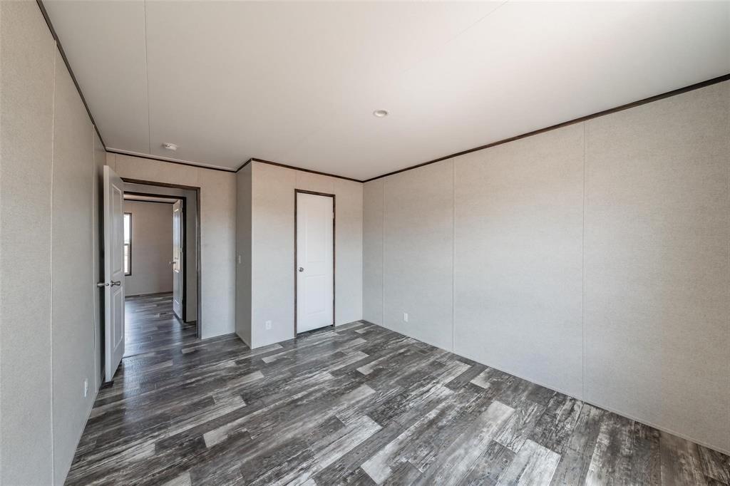 SILVER SPURS RANCH - Residential