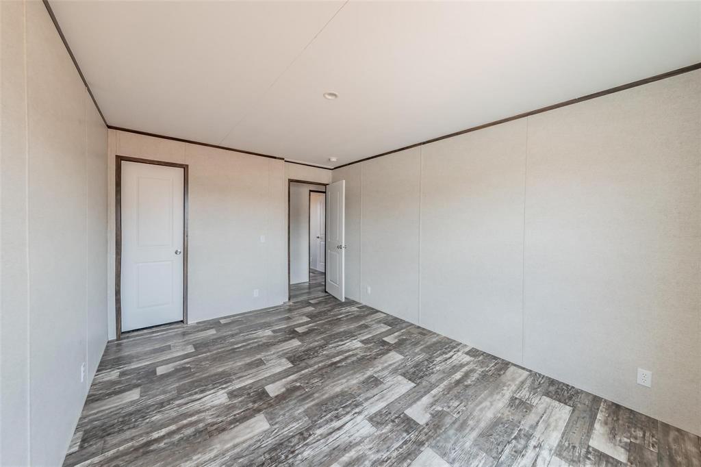 SILVER SPURS RANCH - Residential