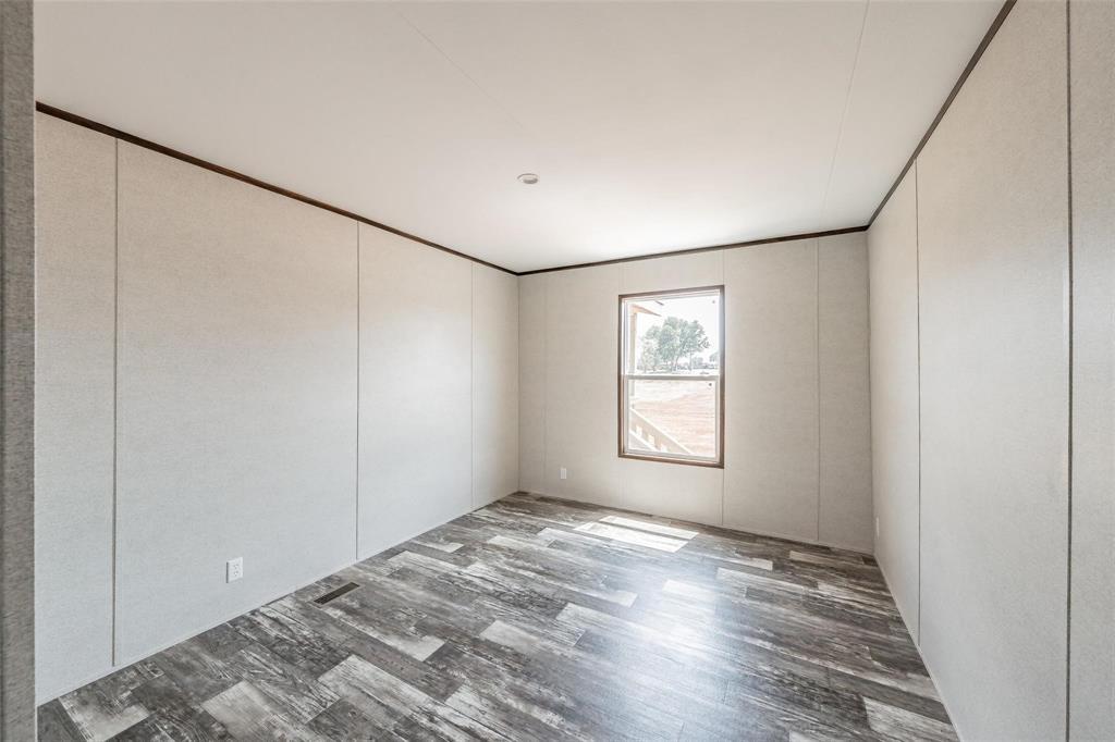 SILVER SPURS RANCH - Residential