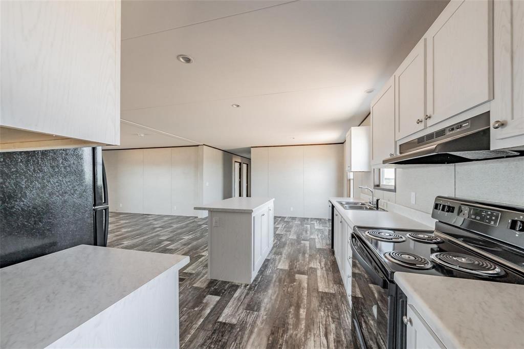 SILVER SPURS RANCH - Residential