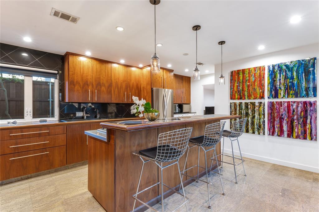 Merriman Manor - Residential