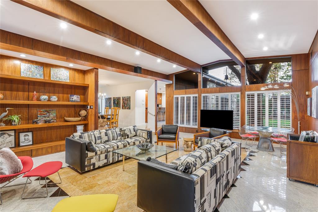 Merriman Manor - Residential