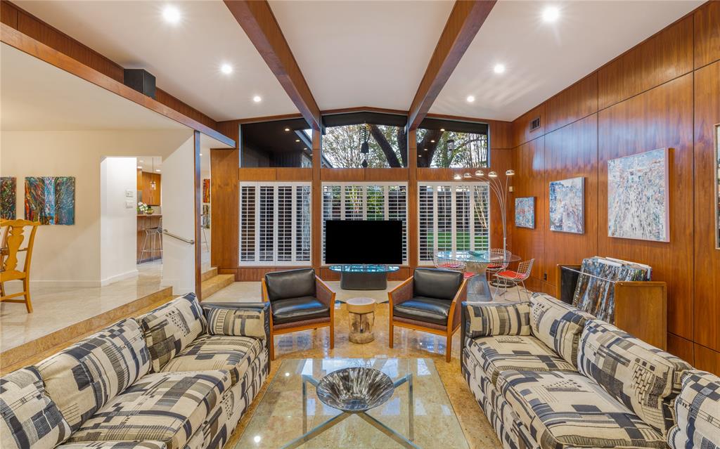 Merriman Manor - Residential