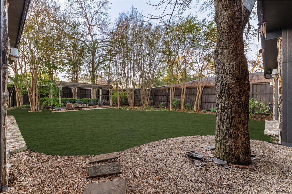 Merriman Manor - Residential