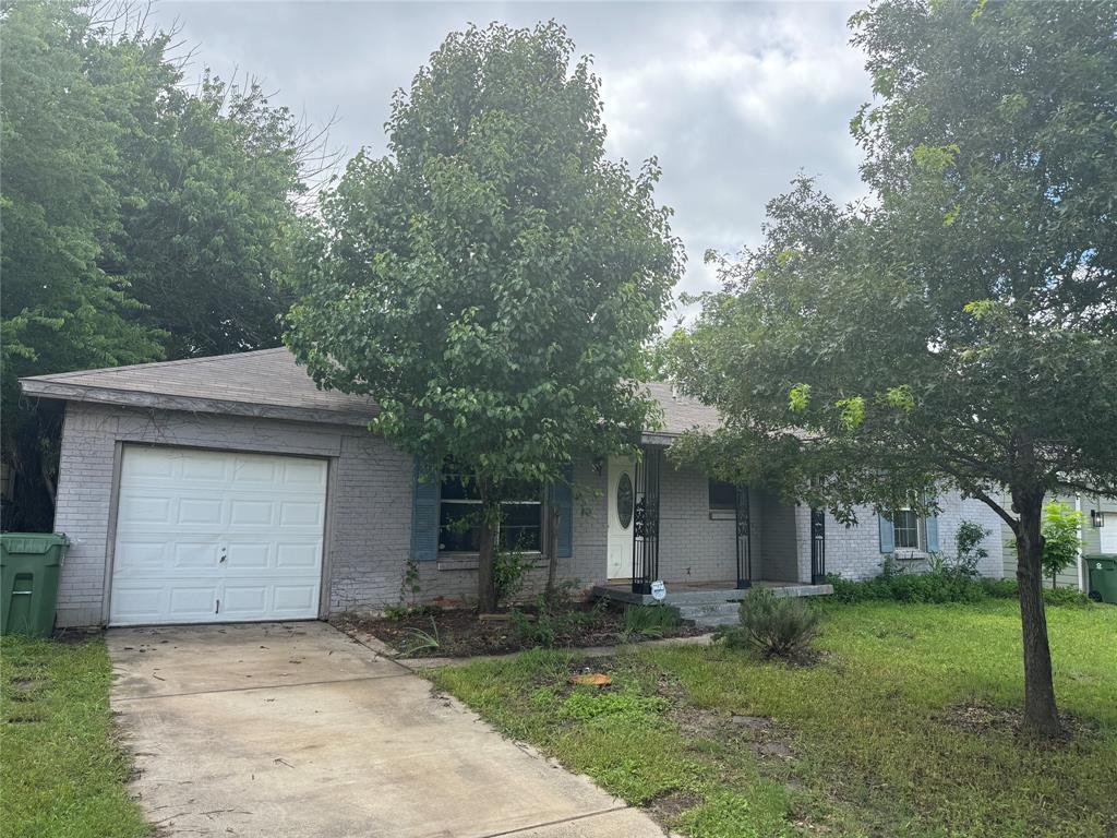 908 Zelda Drive