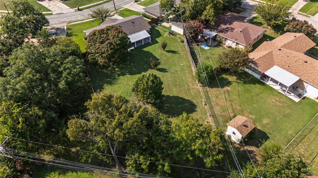 5203 Hilltop Drive