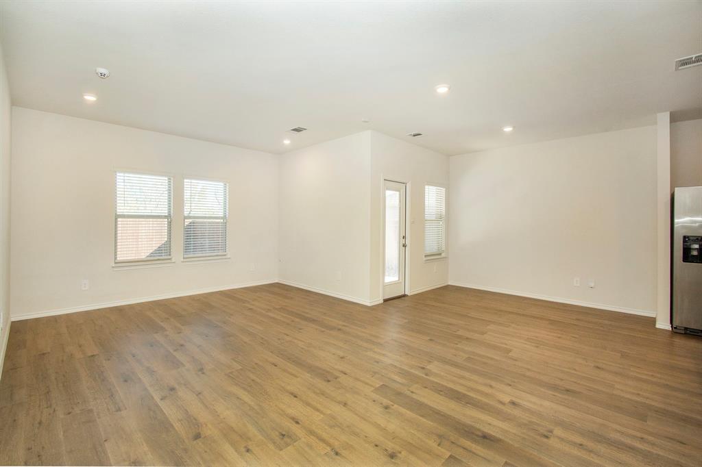 BLUFF SPRINGS PH 1 - Residential Lease