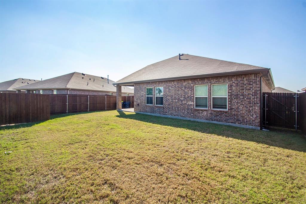 BLUFF SPRINGS PH 1 - Residential Lease