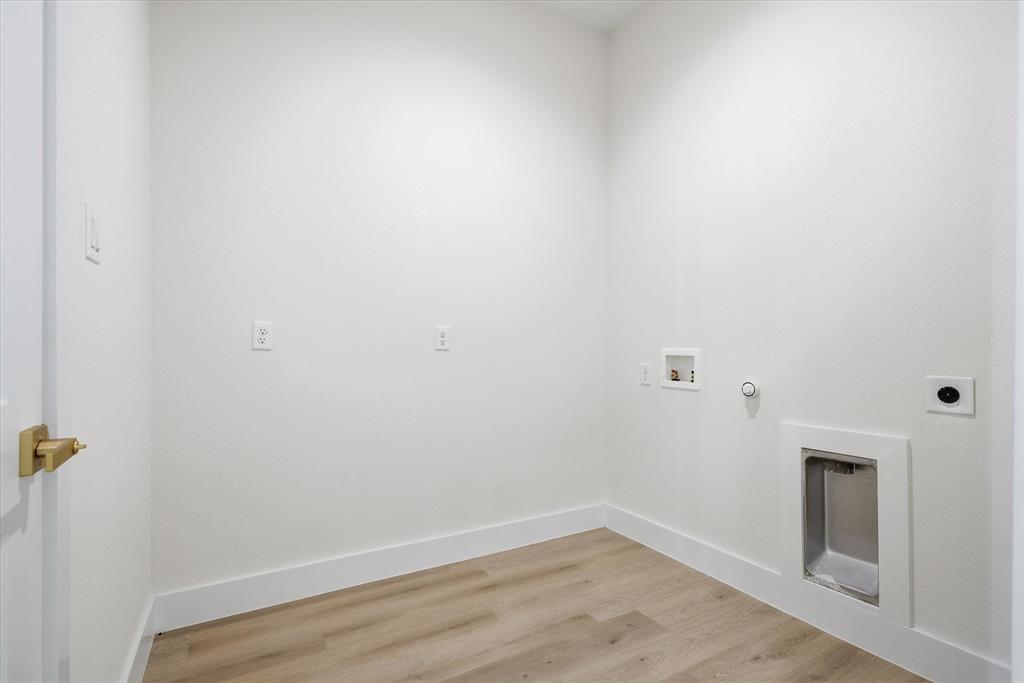 Wr Mcadams Surv Abs #664 - Residential