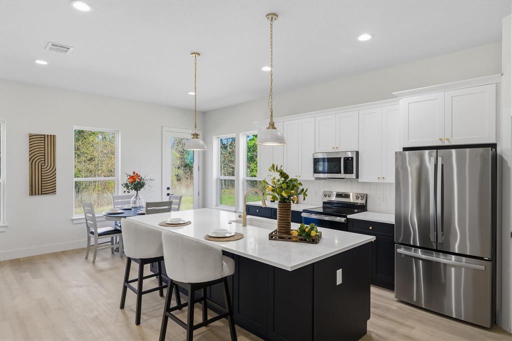 Wr Mcadams Surv Abs #664 - Residential