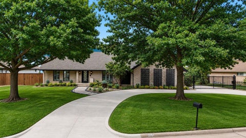 Photo of 3204 Bouvier Street, Rowlett, TX 75088 (MLS # 21341659)